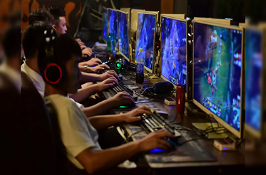 The Dilemma of Online Gaming Regulation vs. Blanket Bans